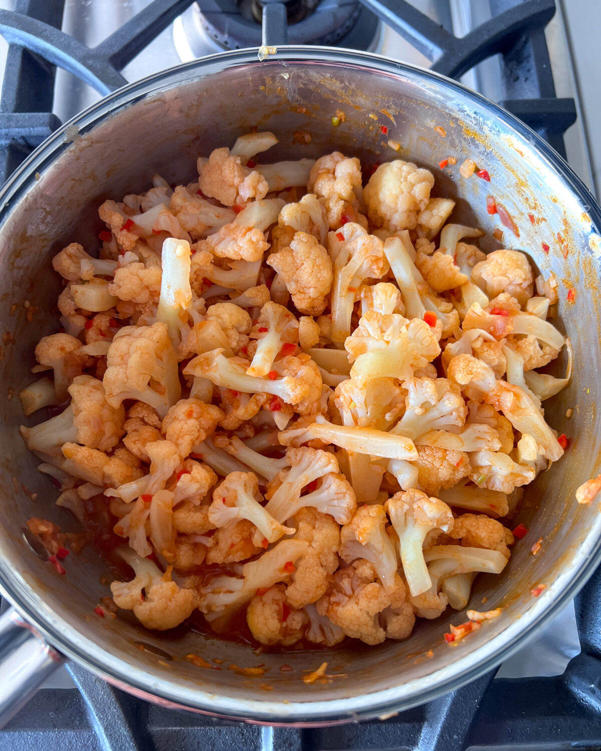 Cauliflower cooked in Buffalo sauce and chilies.